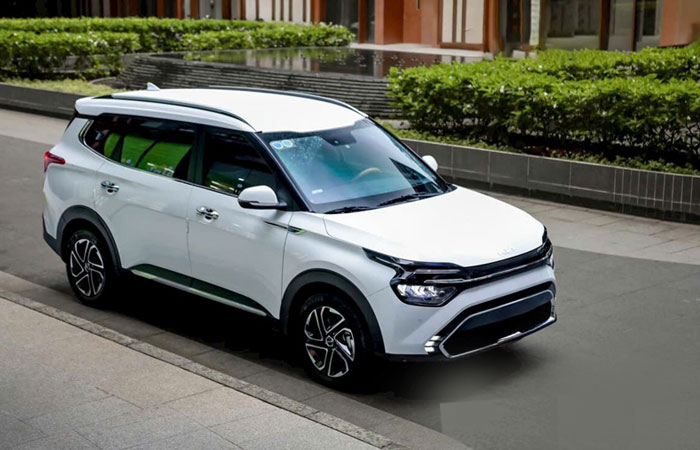 Kia Carens Cab Rentals