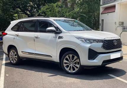 Innova Hycross Cab Rentals